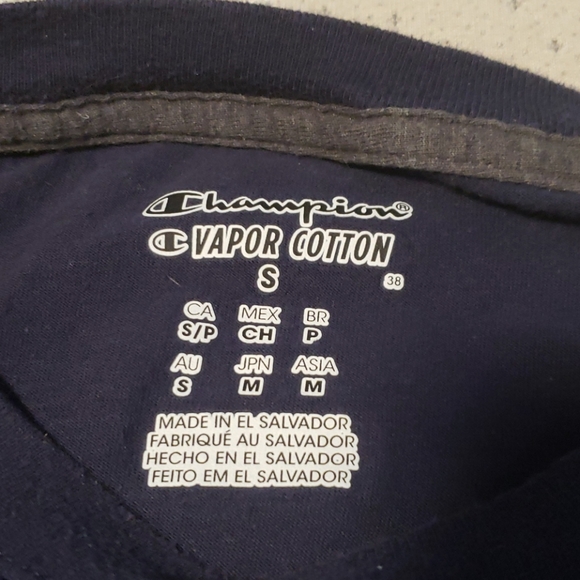 Champion - Picture 4 of 4